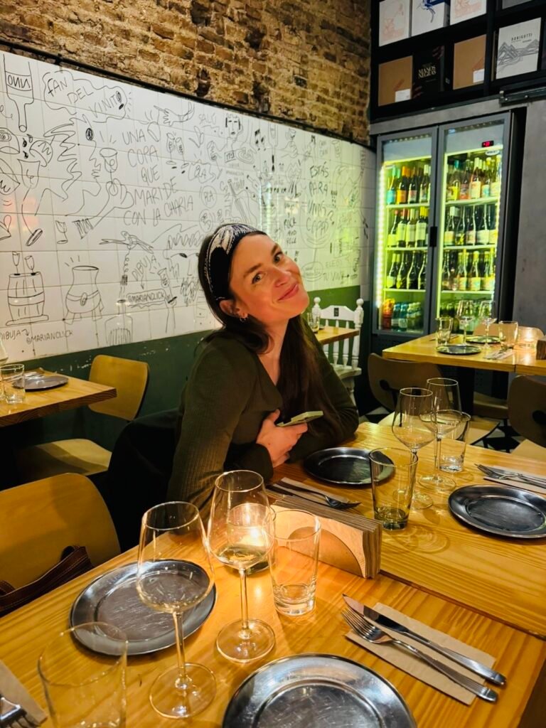 Woman at restaurant for blog post on "Buenos Aires: What to see and do"